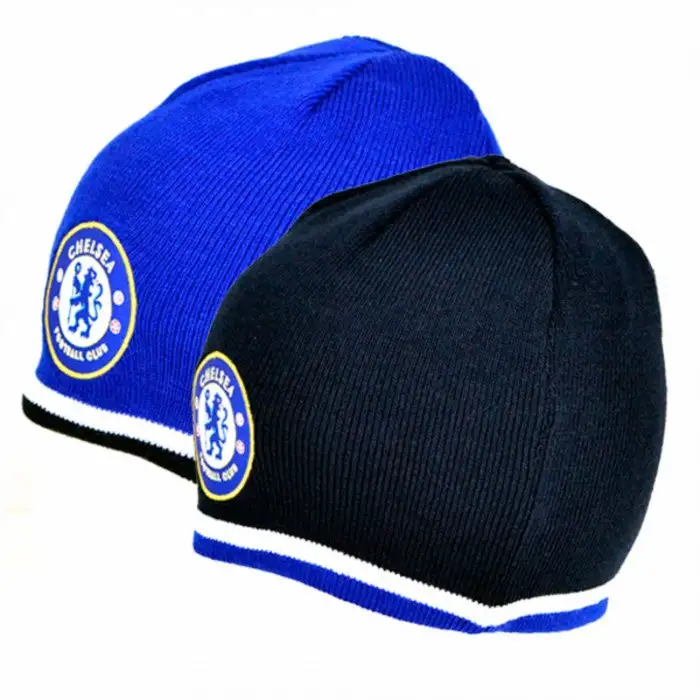 Chelsea FC Official Reversible Football Crest Design Knitted Hat